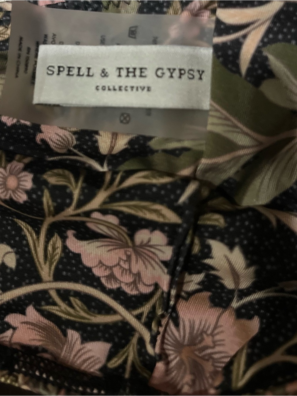 Spell Oasis Crop | Nightshade
Spell - Picture 5 of 6